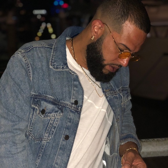 Meet your Posher, John - Picture 1 of 1